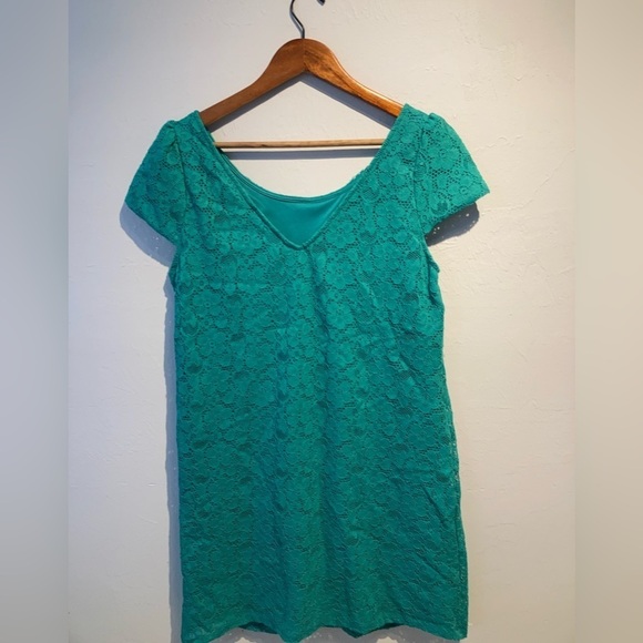 New Francesca’s Collection Emerald Green Lace Dress Size Medium - Picture 4 of 6
